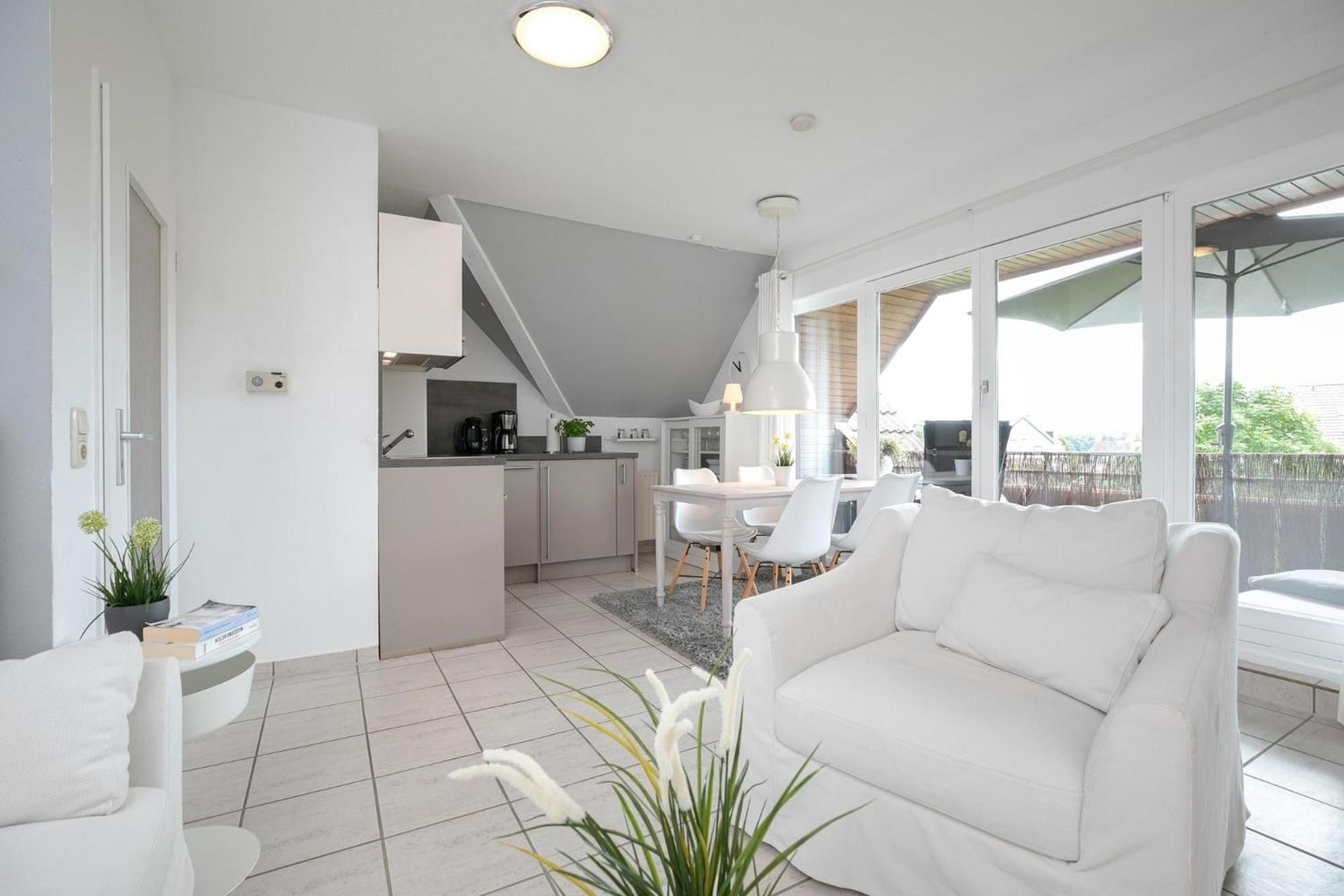 White Lounge Apartment Scharbeutz Bagian luar foto